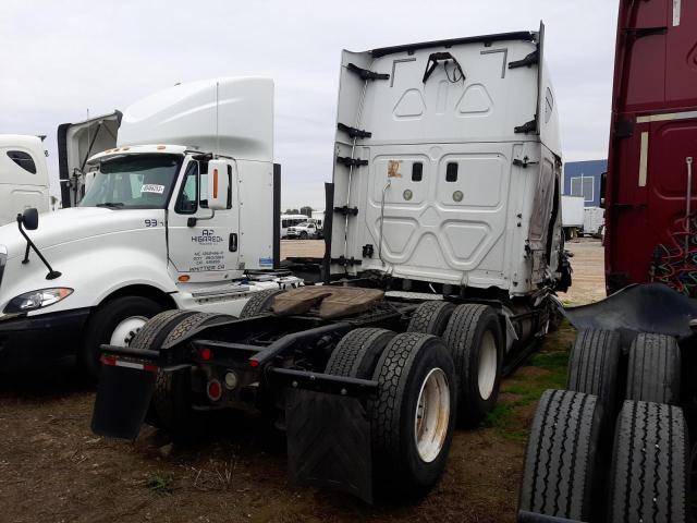 3AKJGLDR0GSGW7847 - 2016 FREIGHTLINER CASCADIA 1 WHITE photo 4