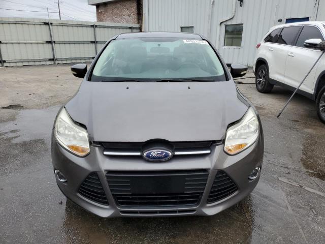 1FADP3F21EL263570 - 2014 FORD FOCUS SE GRAY photo 5