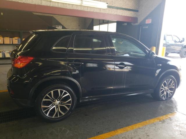 JA4AP3AWXJU020023 - 2018 MITSUBISHI OUTLANDER ES BLACK photo 3