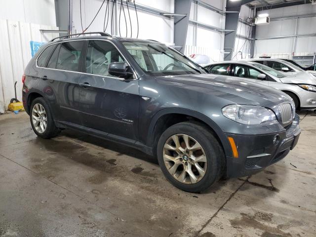 5UXZV4C54D0E05311 - 2013 BMW X5 XDRIVE35I GRAY photo 4