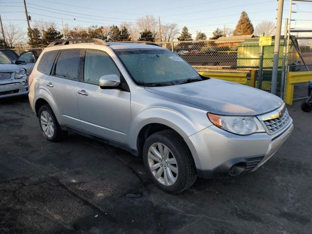 JF2SHADC4BH727479 - 2011 SUBARU FORESTER 2.5X PREMIUM SILVER photo 4