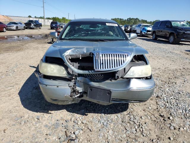 1LNHM81W74Y645966 - 2004 LINCOLN TOWN CAR EXECUTIVE BLUE photo 5