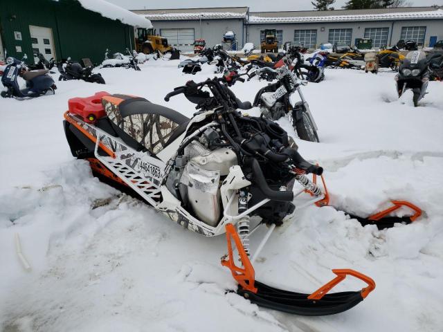 4UF17SNW0HT113698 - 2017 ARCTIC CAT ZR9000 双色 照片 1