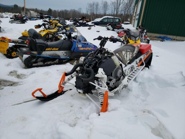 4UF17SNW0HT113698 - 2017 ARCTIC CAT ZR9000 双色 照片 2