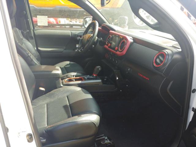 5TFCZ5AN3HX111042 - 2017 TOYOTA TACOMA DOUBLE CAB 白色 照片 5