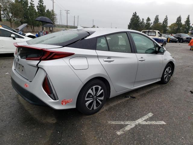 JTDKARFP3J3079775 - 2018 TOYOTA PRIUS PRIM 银色 照片 3