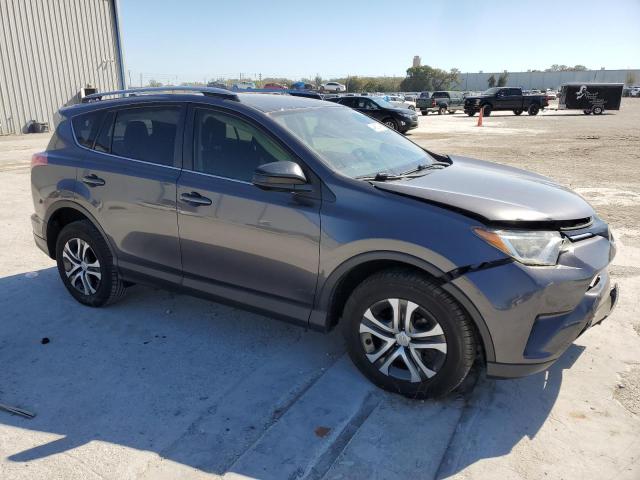 JTMZFREV1JJ157448 - 2018 TOYOTA RAV4 LE GRAY photo 4