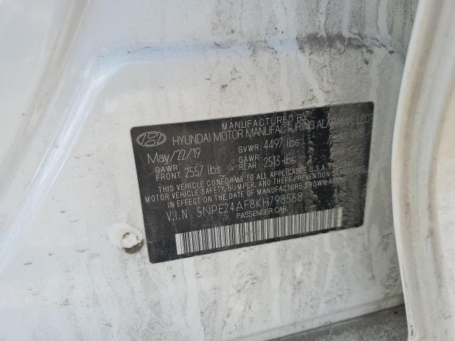 5NPE24AF8KH798568 - 2019 HYUNDAI SONATA SE WHITE photo 12