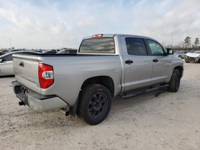 5TFDW5F11EX373432 - 2014 TOYOTA TUNDRA CREWMAX SR5 SILVER photo 3