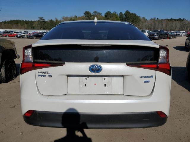 JTDKARFU9L3120435 - 2020 TOYOTA PRIUS L WHITE photo 6