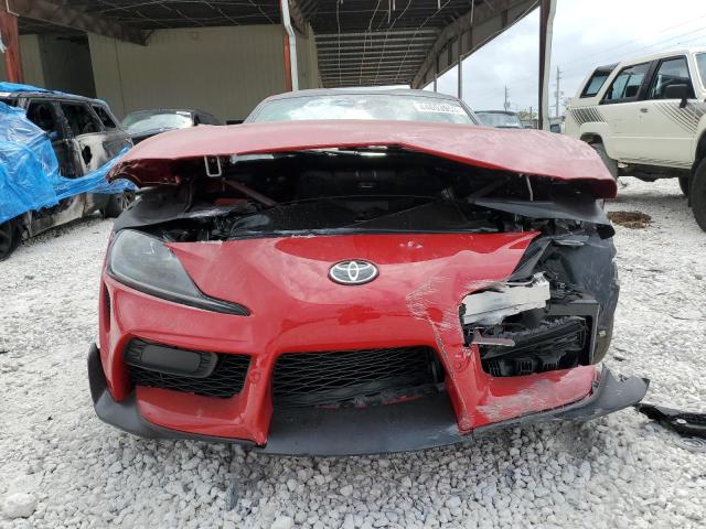 WZ1DB0C08MW043321 - 2021 TOYOTA SUPRA BASE RED photo 5