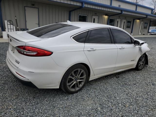 3FA6P0RU8KR181840 - 2019 FORD FUSION TITANIUM WHITE photo 3