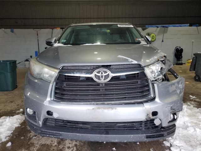 5TDJKRFH0FS150681 - 2015 TOYOTA HIGHLANDER XLE 银色 照片 5