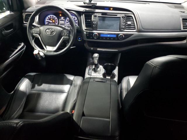 5TDJKRFH0FS150681 - 2015 TOYOTA HIGHLANDER XLE 银色 照片 8