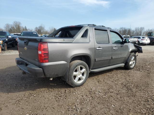 3GNTKEE37BG331042 - 2011 CHEVROLET AVALANCHE LS CHARCOAL photo 3