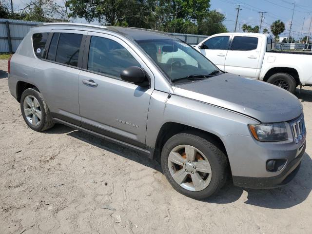 1C4NJCBA3GD611556 - 2016 JEEP COMPASS SPORT SILVER photo 4