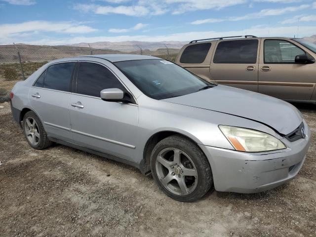 1HGCM56485A128725 - 2005 HONDA ACCORD LX SILVER photo 4