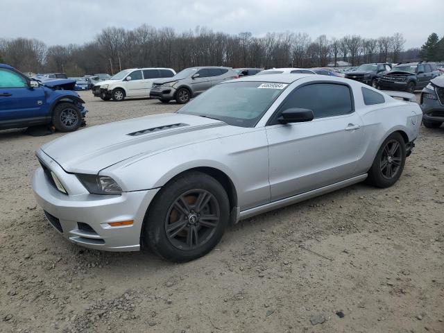 1ZVBP8AM9D5215399 - 2013 FORD MUSTANG SILVER photo 1