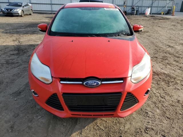 1FAHP3K25CL399074 - 2012 FORD FOCUS SE RED photo 5