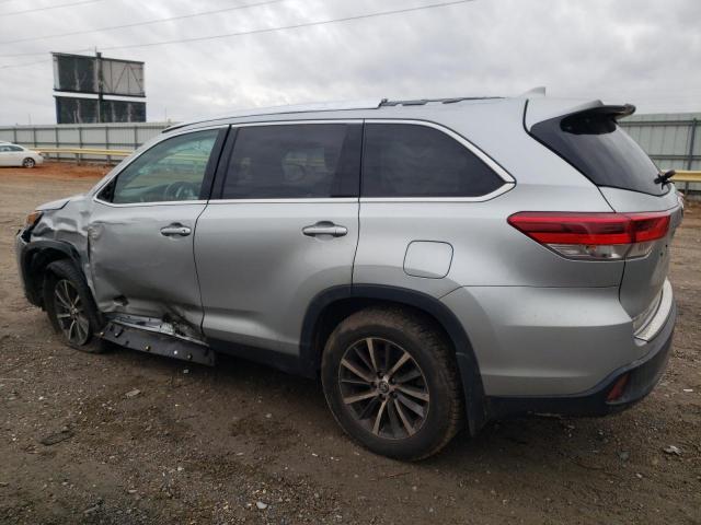 5TDJZRFH6KS613462 - 2019 TOYOTA HIGHLANDER SE SILVER photo 2