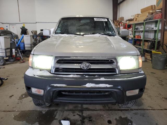 JT3HN86R9X0210586 - 1999 TOYOTA 4RUNNER SR5 SILVER photo 5