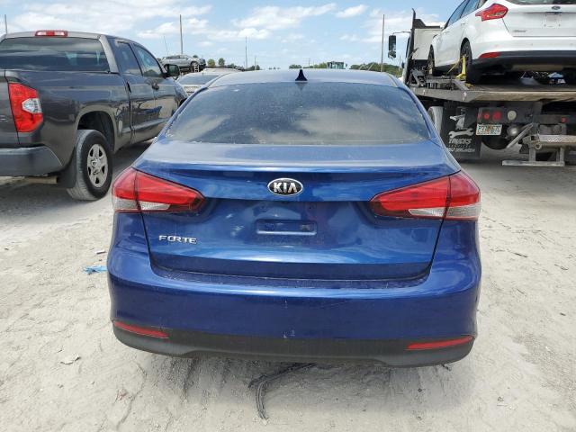 3KPFK4A73JE264619 - 2018 KIA FORTE LX BLUE photo 6