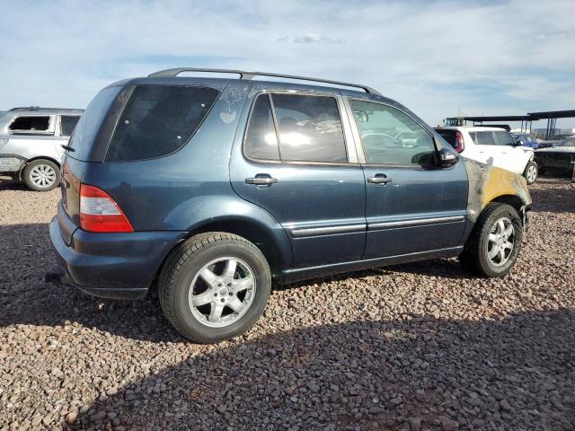 4JGAB75E92A325962 - 2002 MERCEDES-BENZ ML 500 BLUE photo 3