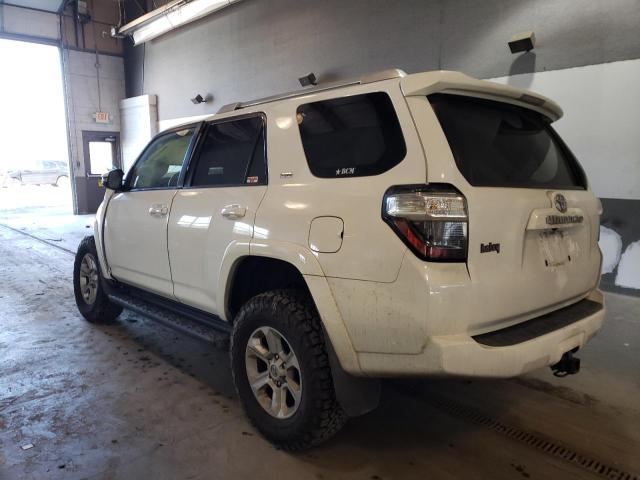 JTEBU5JR1G5277563 - 2016 TOYOTA 4RUNNER SR5/SR5 PREMIUM 白色 照片 2