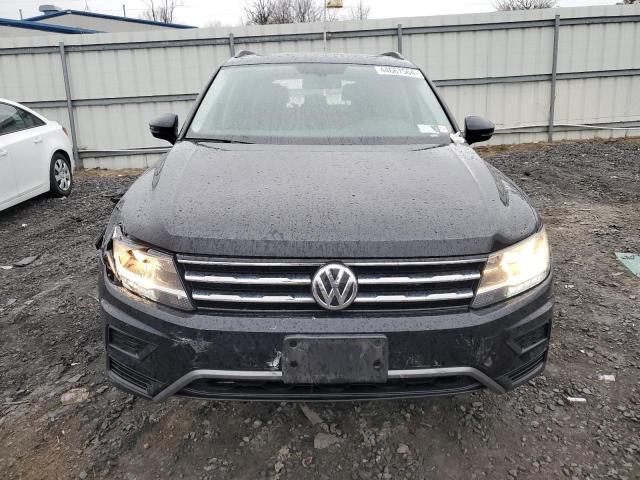 3VV2B7AX0JM083324 - 2018 VOLKSWAGEN TIGUAN SE BLACK photo 5