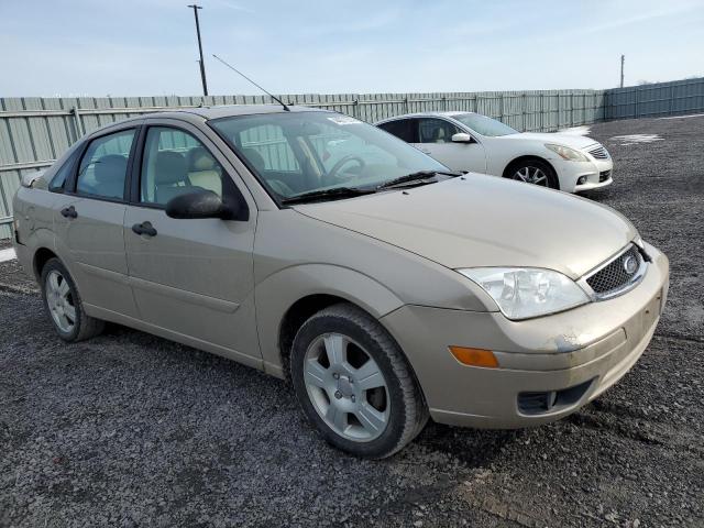 1FAFP34N66W240338 - 2006 FORD FOCUS ZX4 BEIGE photo 4