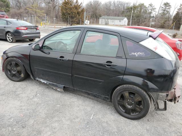 3FAFP37353R144967 - 2003 FORD FOCUS ZX5 BLACK photo 2