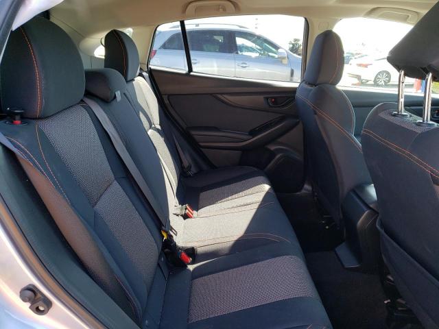 JF2GTACC7JH251359 - 2018 SUBARU CROSSTREK PREMIUM 银色 照片 10