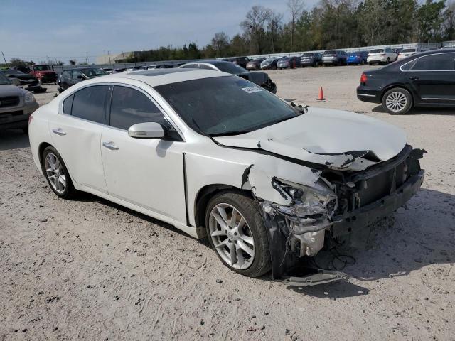 1N4AA51E59C846019 - 2009 NISSAN MAXIMA S WHITE photo 4