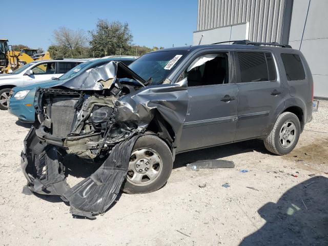 5FNYF382X9B026631 - 2009 HONDA PILOT LX SILVER photo 1