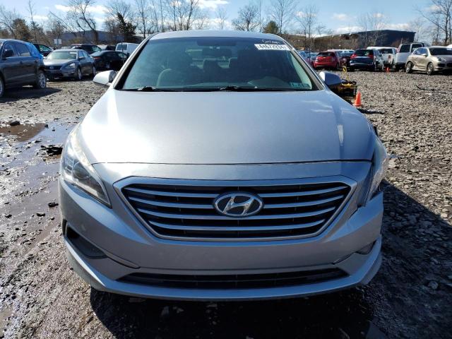 5NPE24AF8GH418331 - 2016 HYUNDAI SONATA SE GRAY photo 5