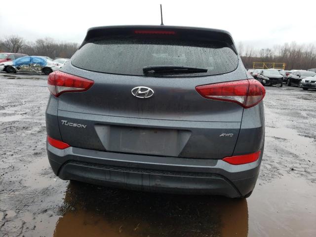 KM8J2CA46JU807100 - 2018 HYUNDAI TUCSON SE GRAY photo 6