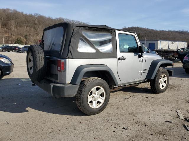 1C4AJWAG0DL664867 - 2013 JEEP WRANGLER SPORT SILVER photo 3