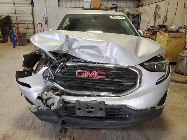 3GKALMEV5JL386589 - 2018 GMC TERRAIN SLE SILVER photo 5