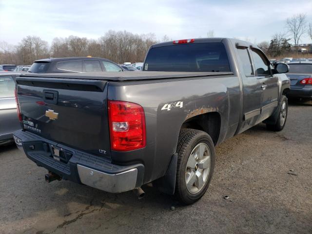 1GCRKTE38BZ275247 - 2011 CHEVROLET SILVERADO K1500 LTZ GRAY photo 3