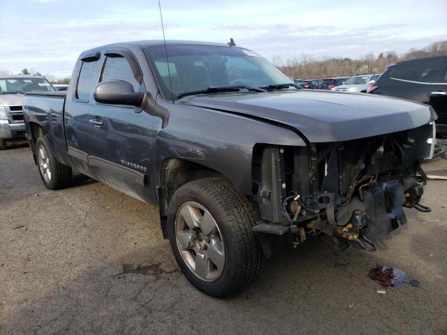 1GCRKTE38BZ275247 - 2011 CHEVROLET SILVERADO K1500 LTZ GRAY photo 4