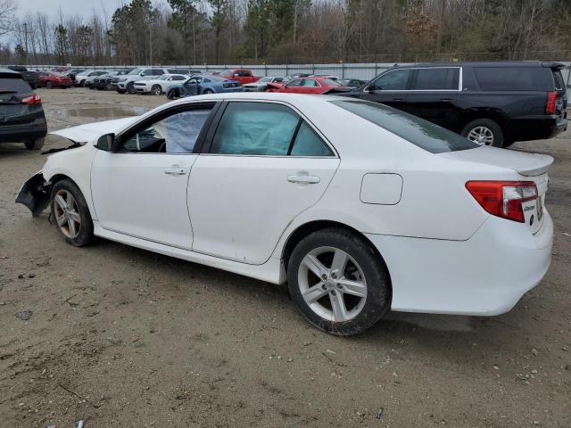 4T1BF1FK1EU368382 - 2014 TOYOTA CAMRY L WHITE photo 2