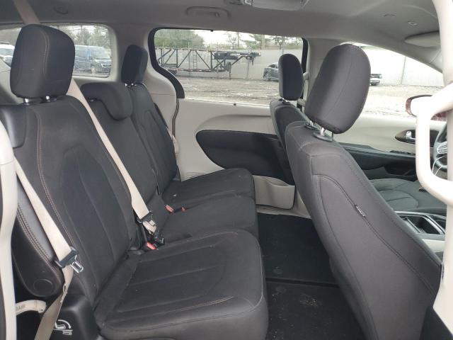 2C4RC1FG8JR116661 - 2018 CHRYSLER PACIFICA TOURING PLUS BURGUNDY photo 11