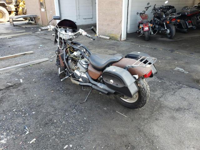 JH2RC4334VM201421 - 1997 HONDA VF750 C2 BROWN photo 3