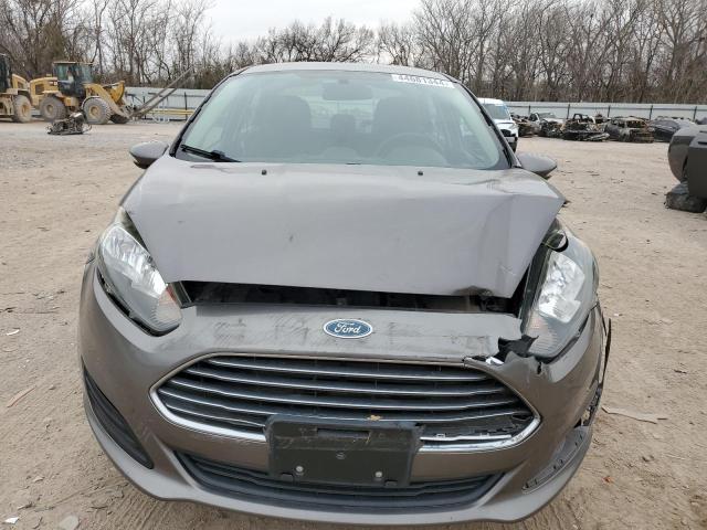 3FADP4BJ0EM240671 - 2014 FORD FIESTA SE GRAY photo 5