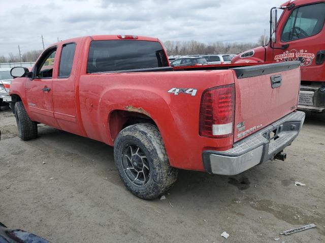 1GTR2VEA2BZ115326 - 2011 GMC SIERRA K1500 SLE RED photo 2