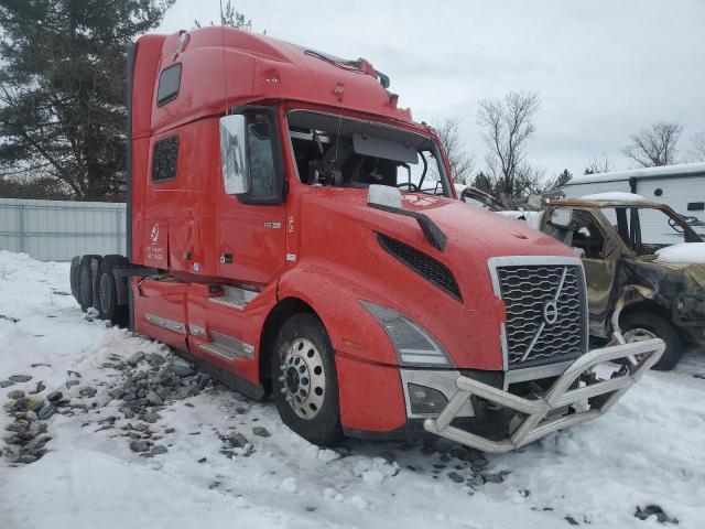 2025 VOLVO VN VNL, null