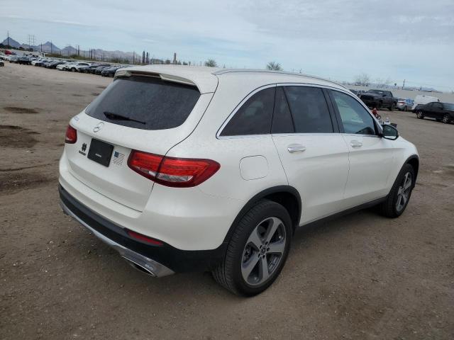 WDC0G4JB5JV045842 - 2018 MERCEDES-BENZ GLC 300 WHITE photo 3