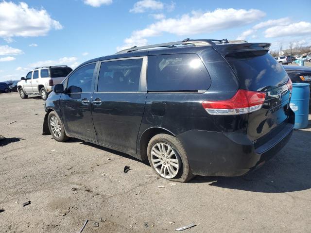 5TDYK3DC8BS029135 - 2011 TOYOTA SIENNA XLE BLACK photo 2