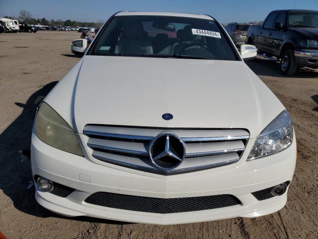 WDDGF54X98R013697 - 2008 MERCEDES-BENZ C 300 WHITE photo 5