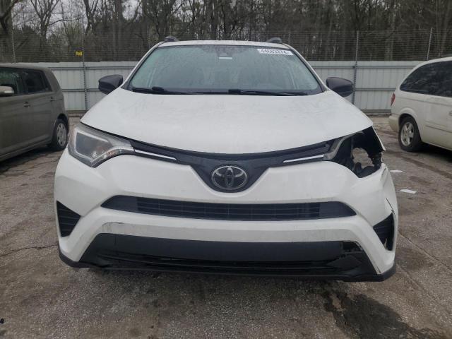 JTMZFREV8HJ705066 - 2017 TOYOTA RAV4 LE WHITE photo 5